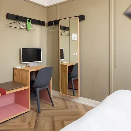 Hotel Light 3*