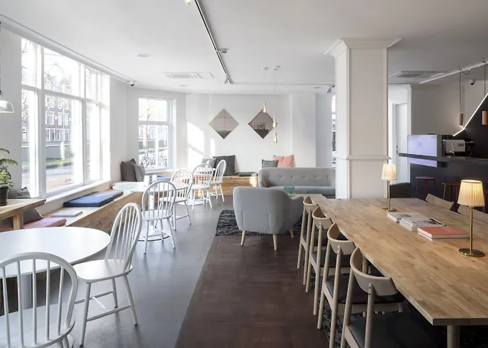 호텔 라이트 로테르담